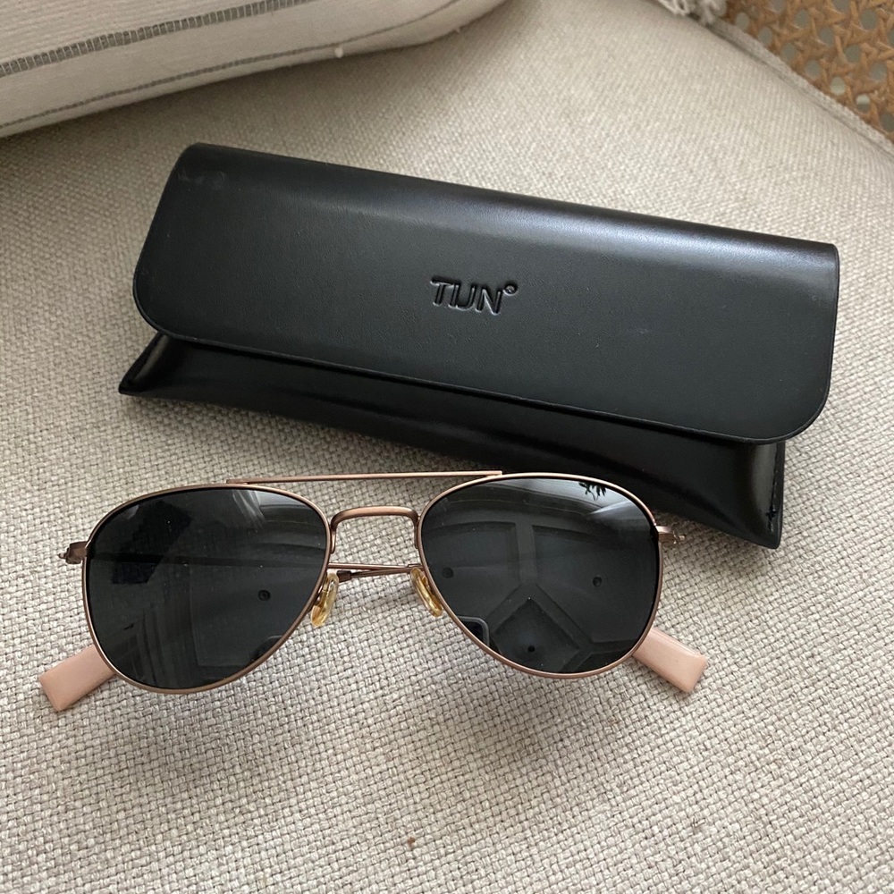 TIJN sunglasses
